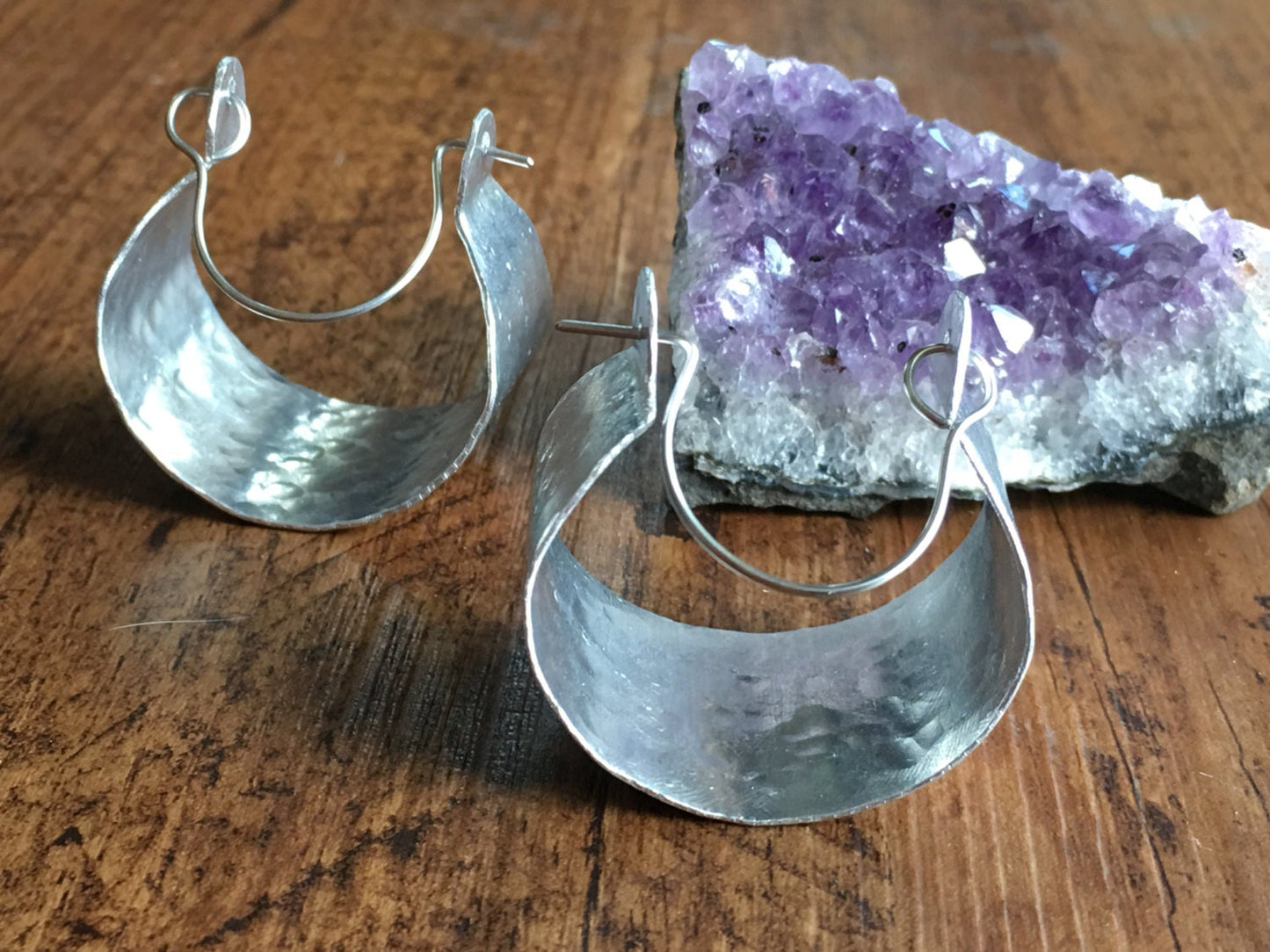 Rustic Hammered Metal Hoop Earrings: Wide Scoop Design