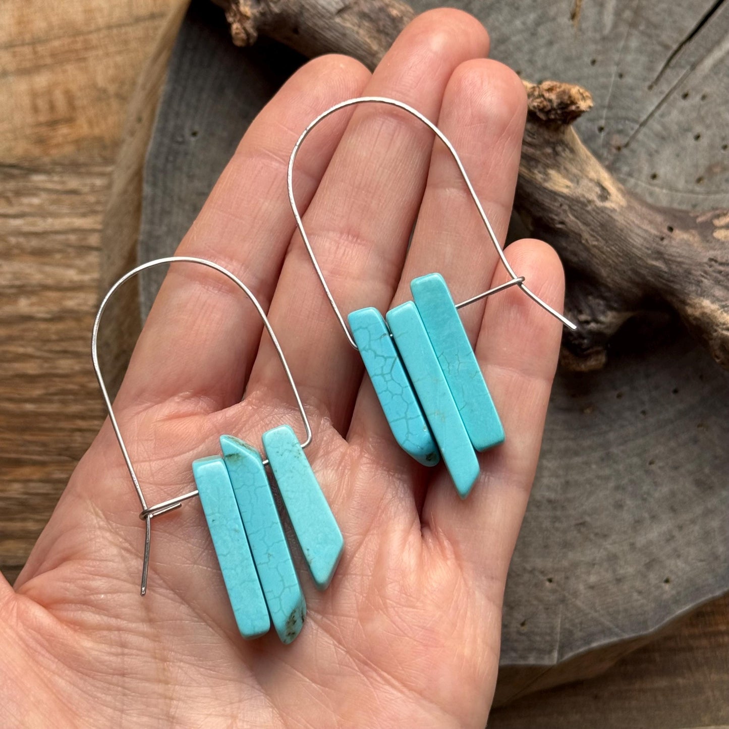 Blue Magnesite Stone Hoop Earrings: Modern Southwestern Style