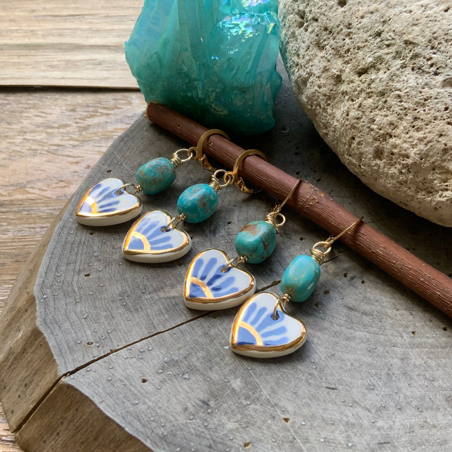 Ceramic floral corazon and turquoise mini hoop earrings