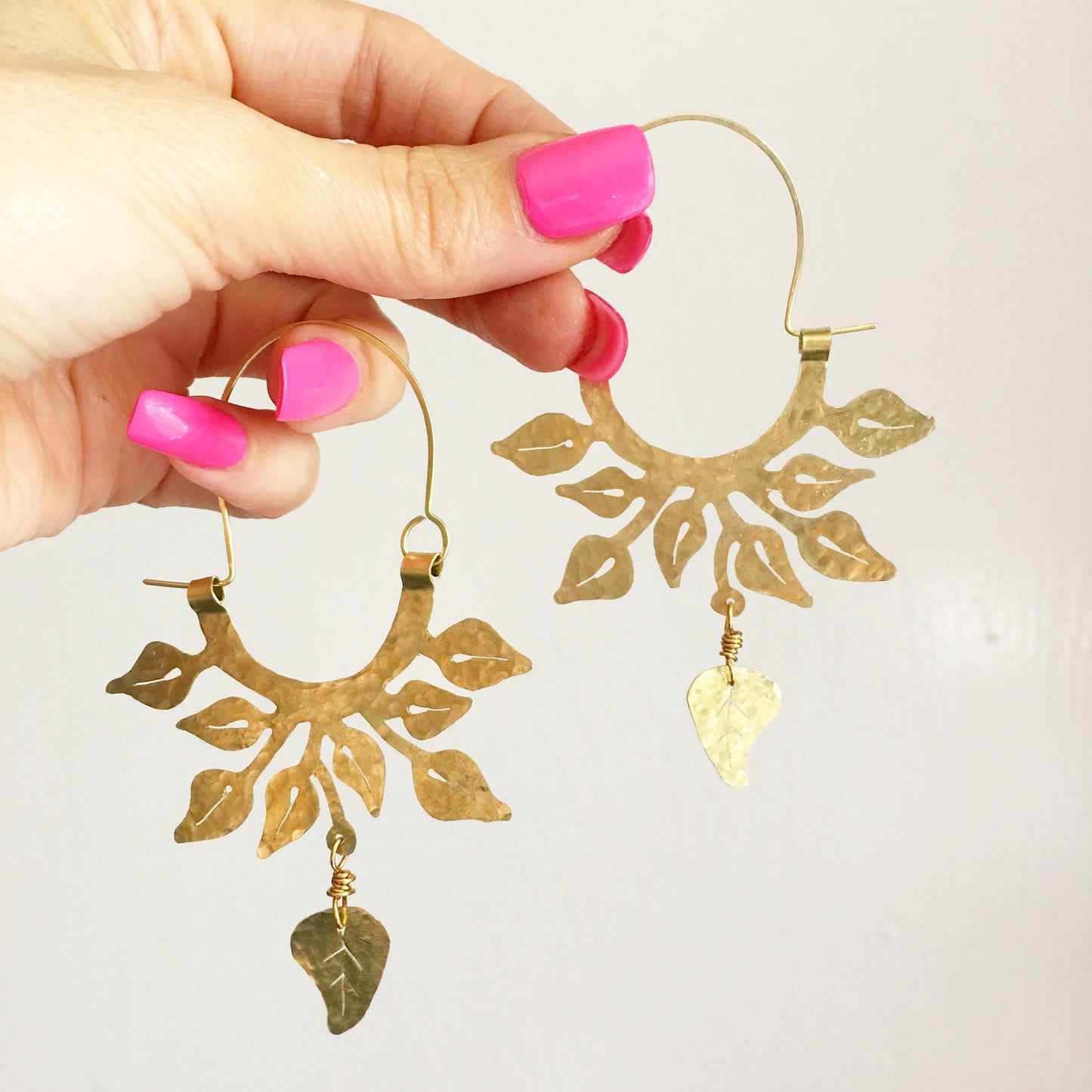Handmade Pothos Leaf Hoop Earrings: Hammered Aluminum Botanical Jewelry