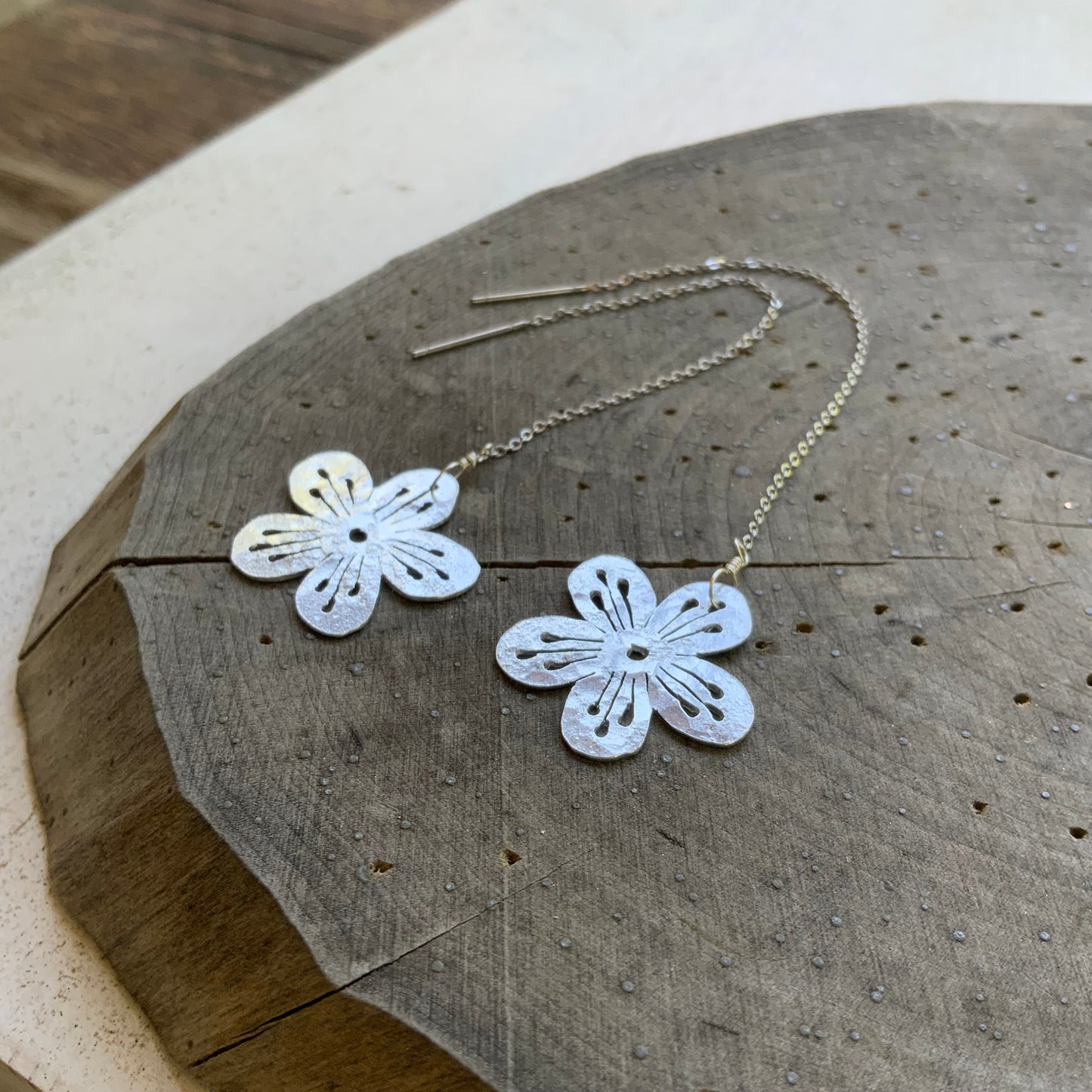 Daisy threader earrings, little flower dangle earrings, floral jewelry
