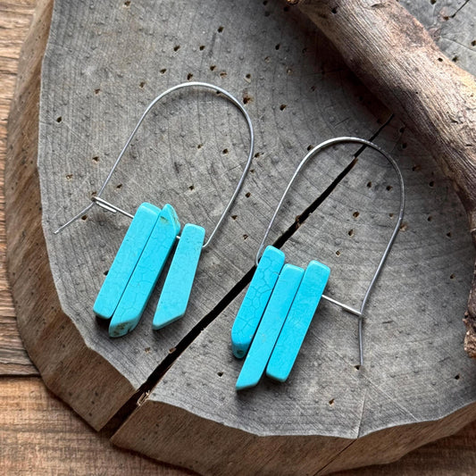 Blue Magnesite Stone Hoop Earrings: Modern Southwestern Style