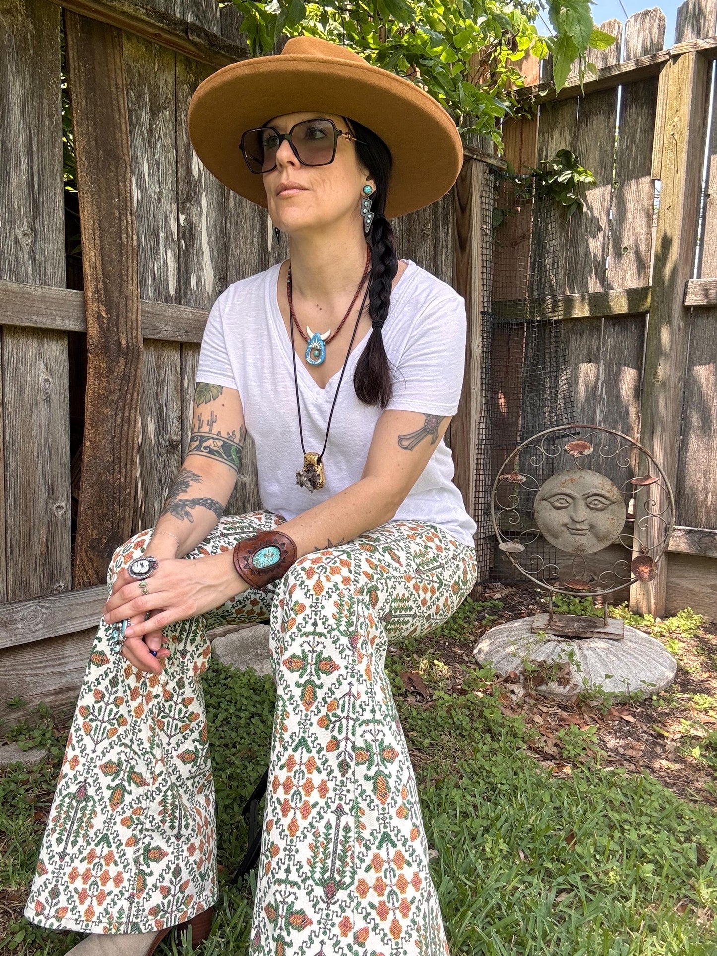 Handmade Southwestern Ceramic Horned Bead Necklace: Agate & Turquoise