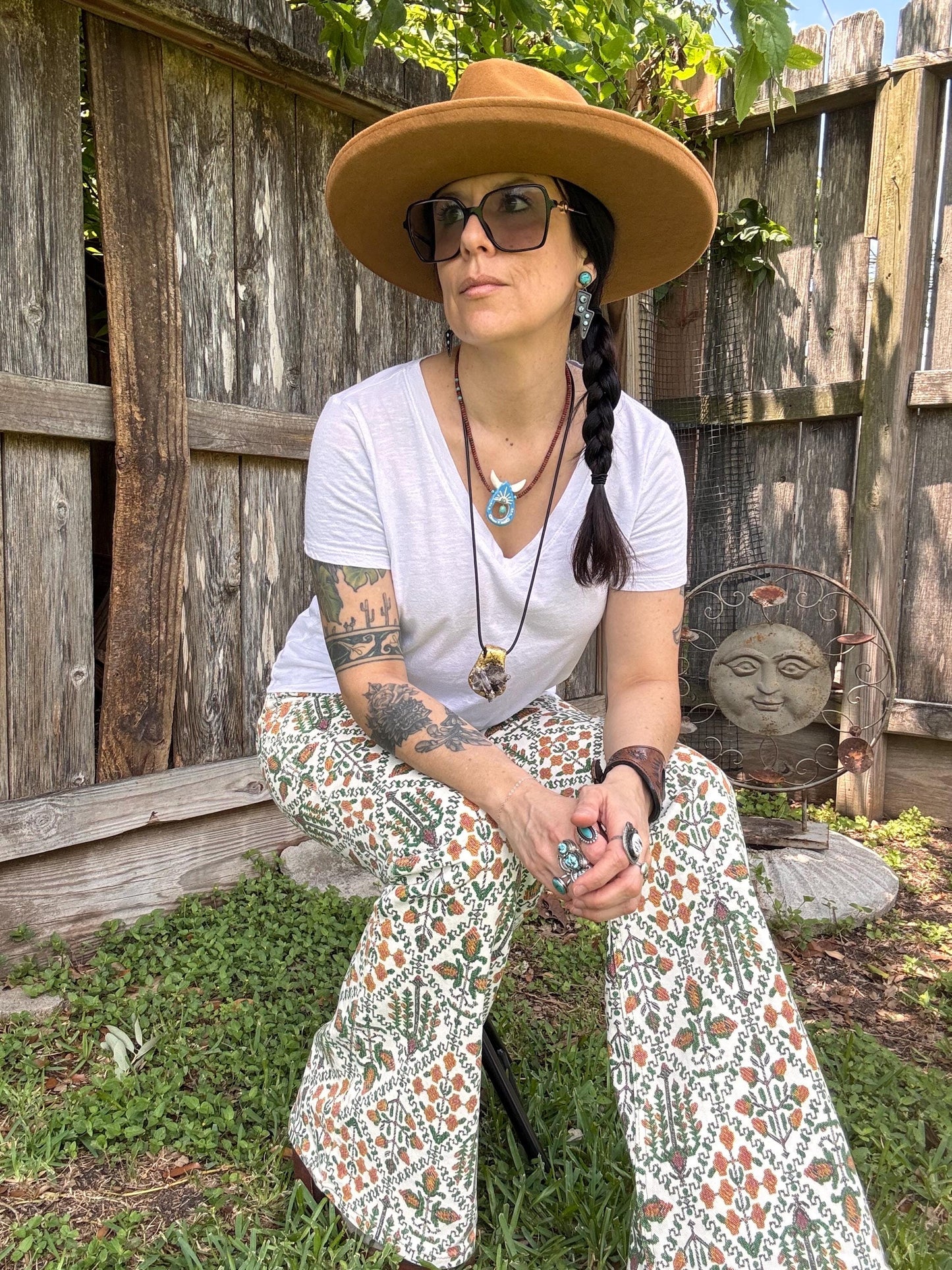 Handmade Southwestern Ceramic Horned Bead Necklace: Agate & Turquoise